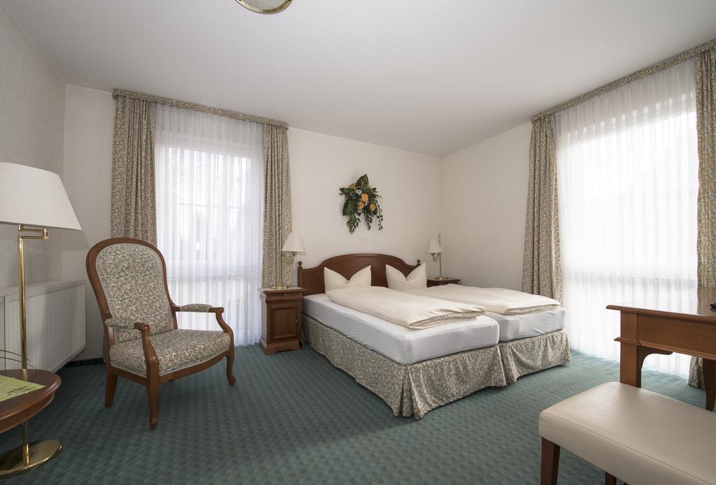 Land-Gut-Hotel Rohdenburg リリエンタール 部屋 写真